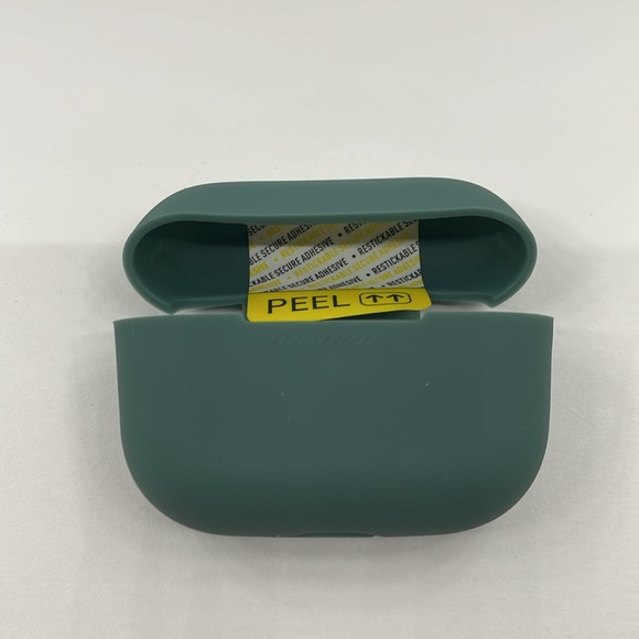 Silicone Protective Case for AirPods Pro 2 with hand strap , AHASTYLE - Picture 7 of 13